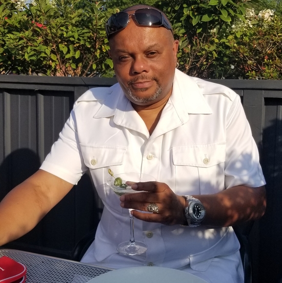 Meet your Poshmark Ambassador, LaMont - Picture 7 of 16